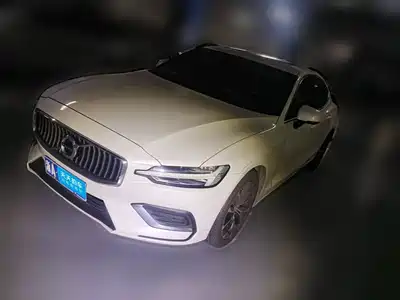 Volvo S60 2021