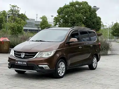Baojun 730 2015