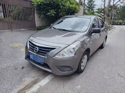 Nissan Sunny 2016