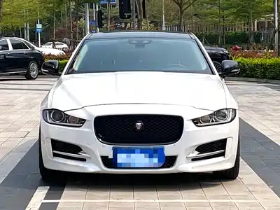 Jaguar XE 2019