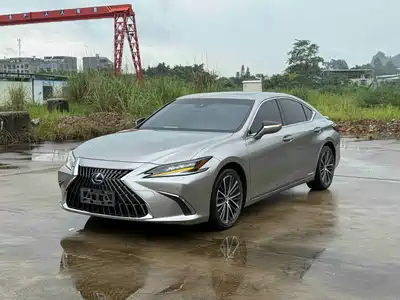 Lexus ES 2022