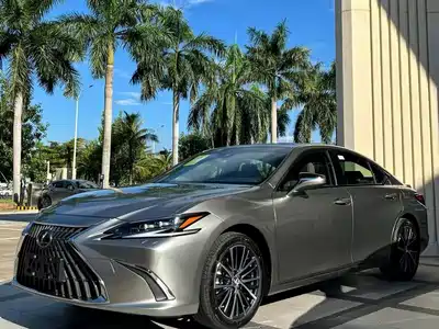 Lexus ES 2023