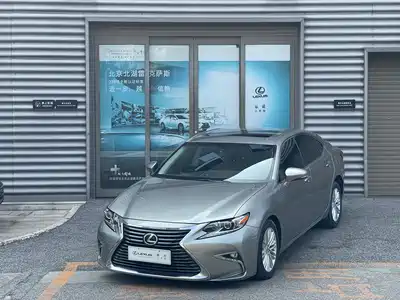 Lexus ES 2018