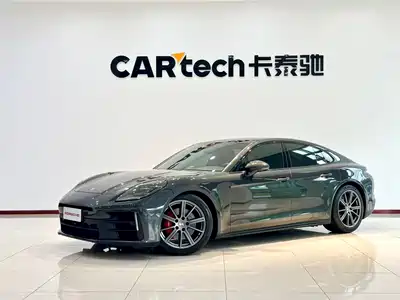 Porsche Panamera 2024
