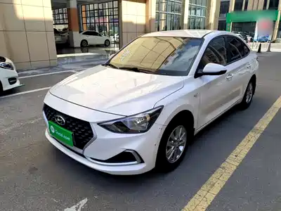 Hyundai Elantra 2022