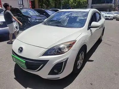 Mazda Mazda3 Axela 2015