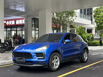 Porsche Macan 2021