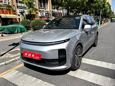 Li Auto L6 2024