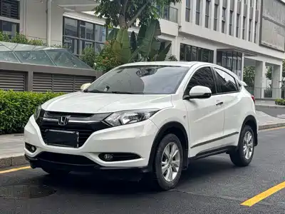 Honda Vezel 2016