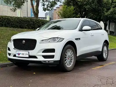 Jaguar F-PACE 2019