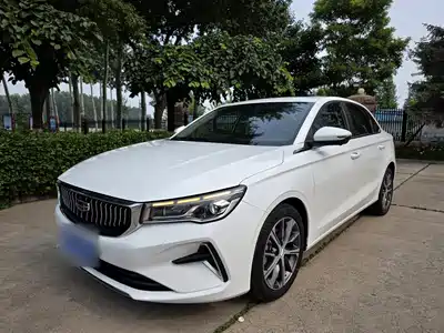 Geely Emgrand 2024