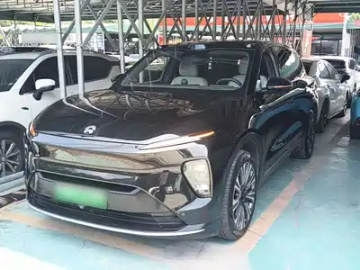 NIO ES8 2023