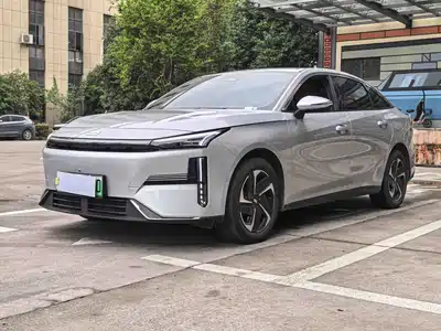 Geely Galaxy L6 2025