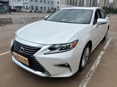 Lexus ES 2015