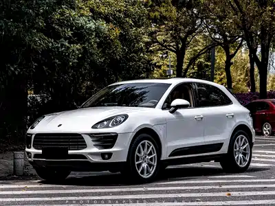 Porsche Macan 2014