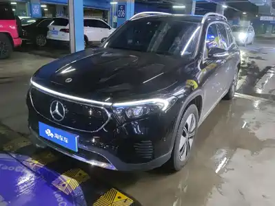 Mercedes-Benz EQB 2023