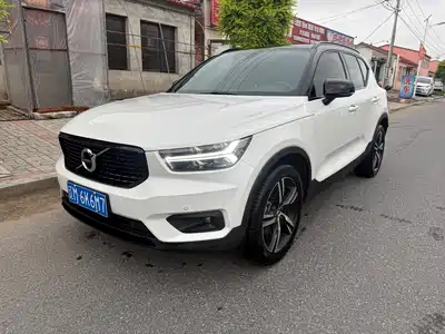 Volvo XC40 2021