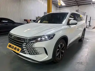 BYD Seal 05 DM-i 2025