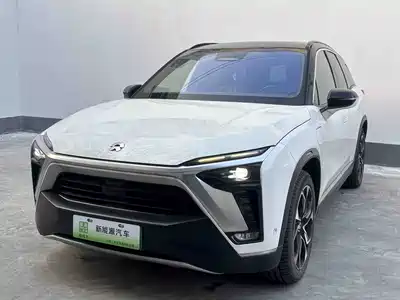 NIO ES8 2021