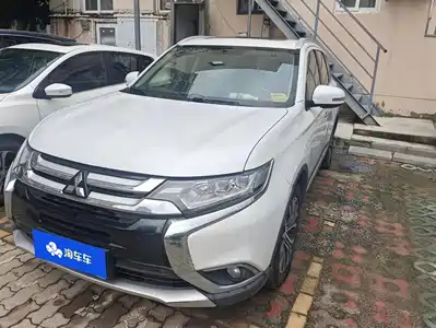 Mitsubishi Outlander 2018