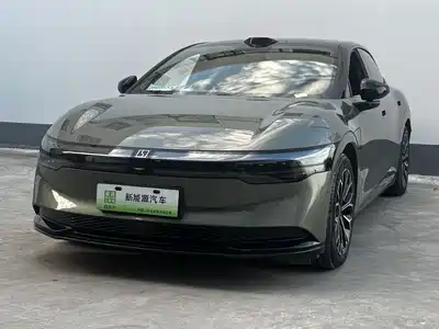 ZEEKR 007 2024
