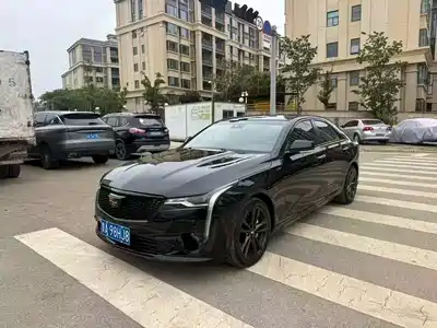 Cadillac CT4 2022