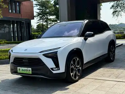 NIO ES8 2022