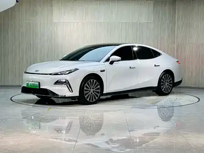 Geely Galaxy Xingyao 8 2025