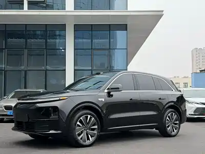Li Auto L6 2026