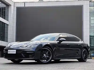 Porsche Panamera 2022