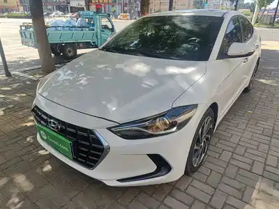 Hyundai Elantra 2020