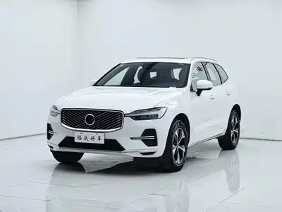Volvo XC60 2025