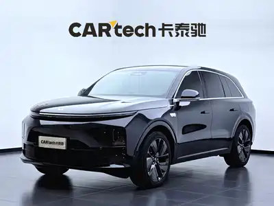 Li Auto L6 2025