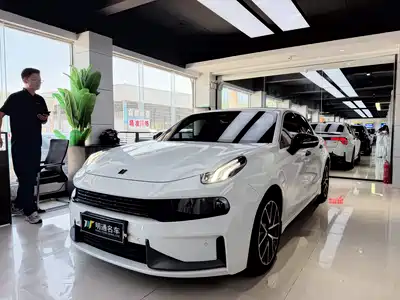 Lynk & Co 03 2022