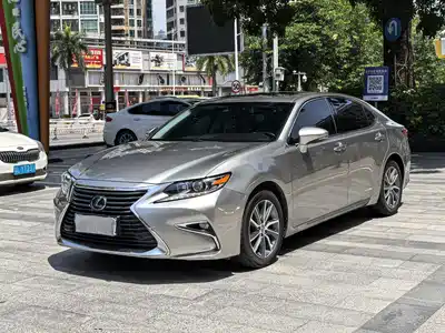 Lexus ES 2017