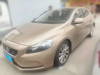 Volvo V40 2013