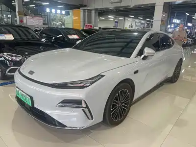 Geely Galaxy Xingyao 8 2025