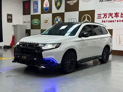 Mitsubishi Outlander 2022