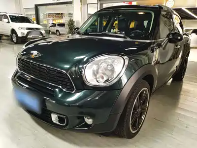 MINI COUNTRYMAN 2015