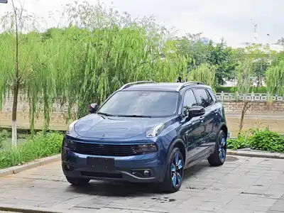 Lynk & Co 01 2019