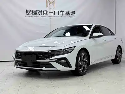Hyundai Elantra 2023