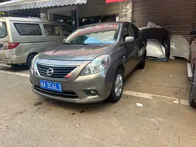 Nissan Sunny 2013