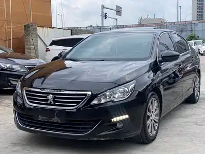 Peugeot 408 2016
