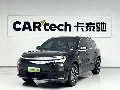 Li Auto L6 2025