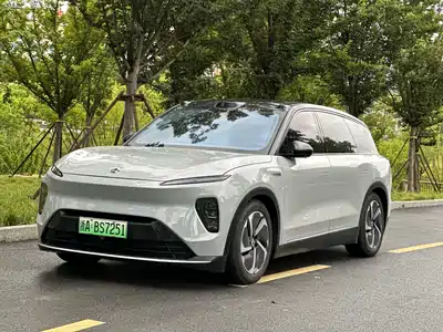 NIO ES8 2023