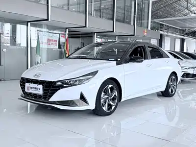 Hyundai Elantra 2023