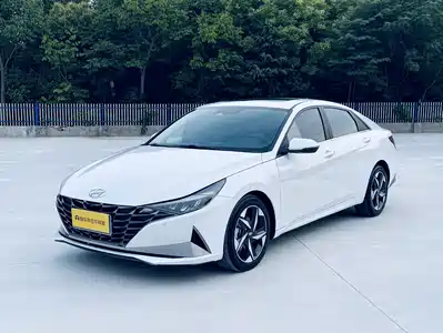 Hyundai Elantra 2023