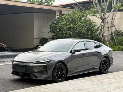 Changan UNI-V 2025