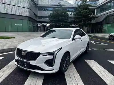 Cadillac CT4 2021