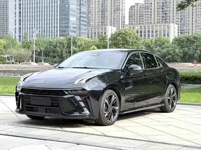Lynk & Co 03 2025